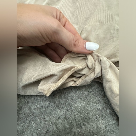 NWT SPANX Shapewear for Women Oncore High-Waisted Mid-Thigh Short - Picture 6 of 9